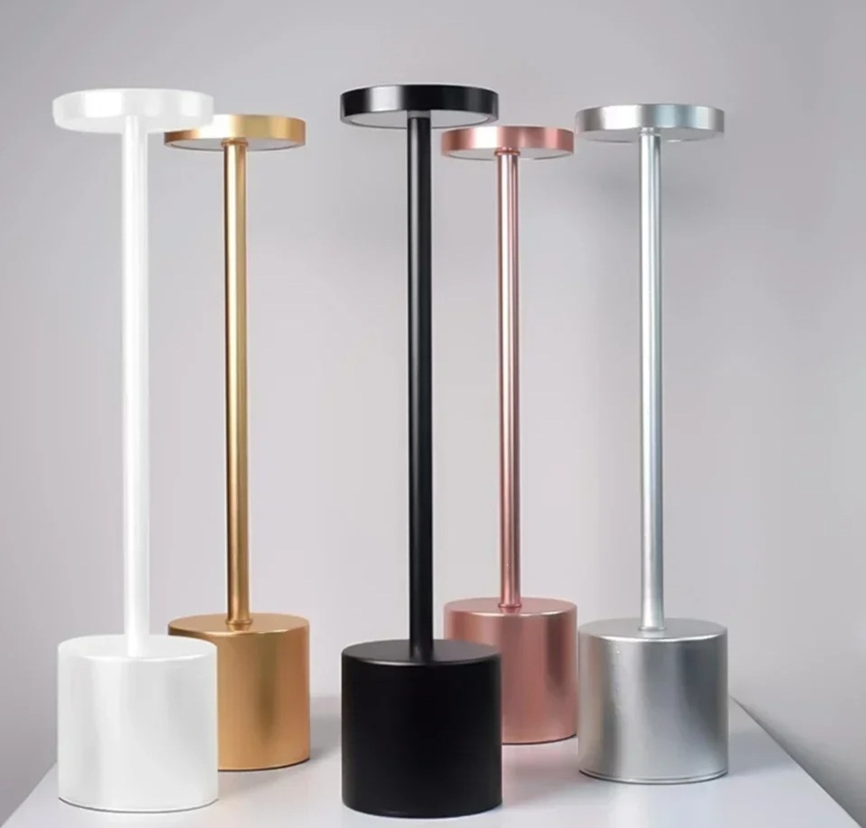 Lampe de Table LED Design Minimaliste – Éclairage Élégant et Rechargeable Ma boutique