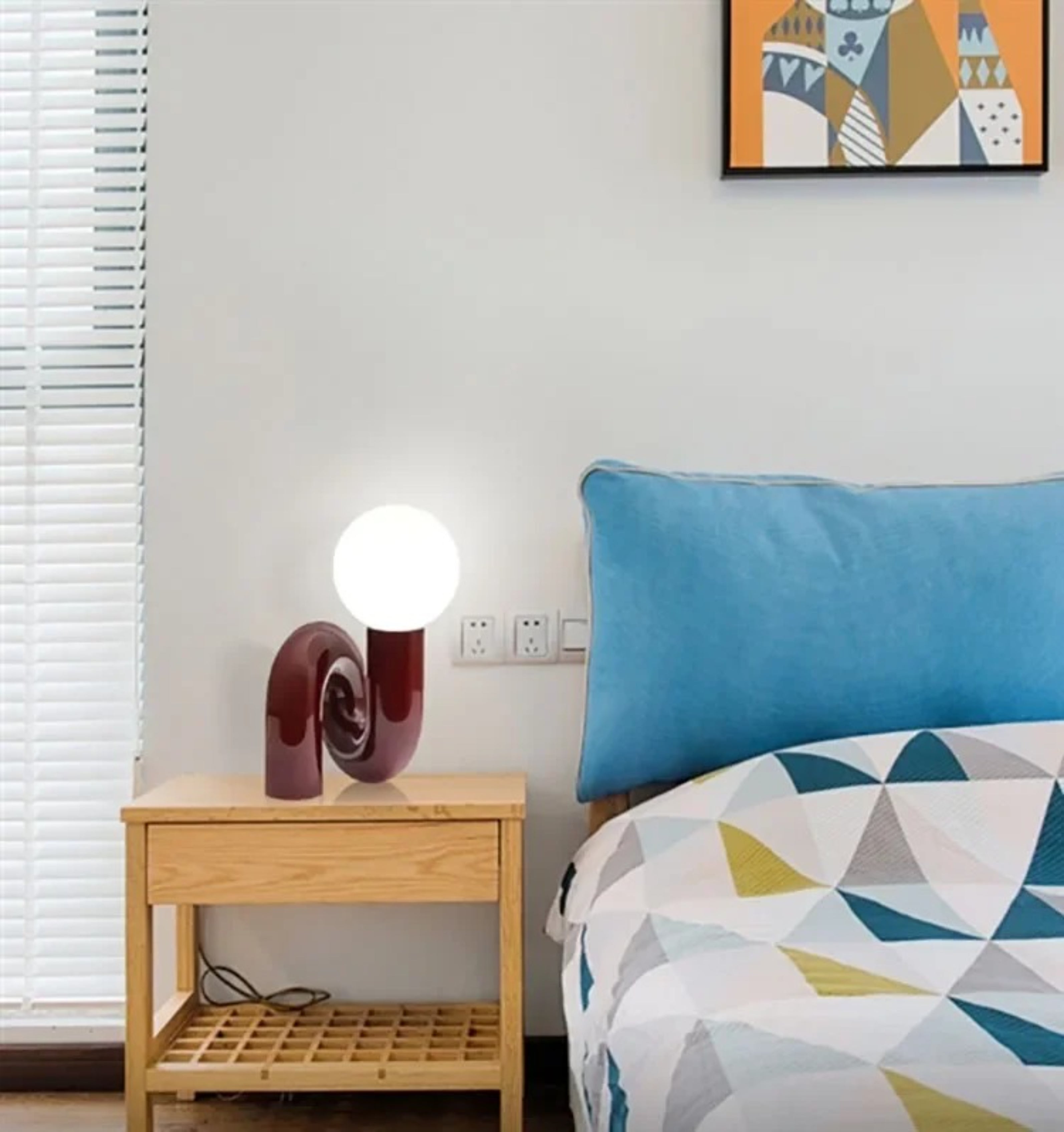 Lampe de table sculpturale moderne CurveGlow Ma boutique