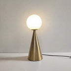 Lampe de table moderne en forme de cône argenté avec globe en verre dépoli Ma boutique