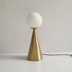 Lampe de table moderne en forme de cône argenté avec globe en verre dépoli Ma boutique